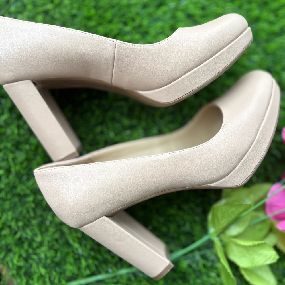 NATURALIZER BLOCK 4" HEEL PLATFORM 7.5 TAN TAUPE CREAM ROUND TOE 1/2" PLATFORM - Picture 5 of 12